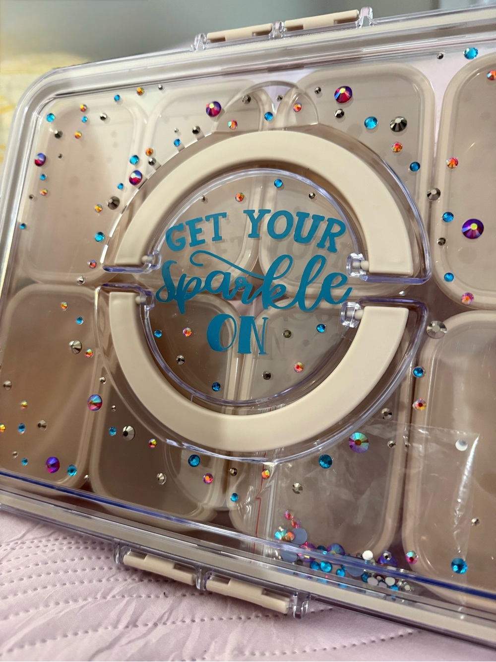 CWC Rhinestoned Get Your Sparkle On Snack/Craft Box NWT - Picture 4 of 9
